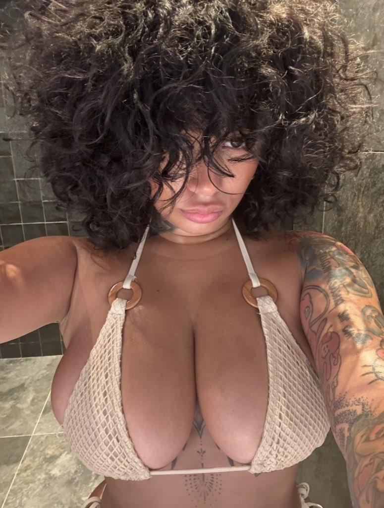 😜EXPERIENCE A SENSATIONAL MASSAGE 💆♀️💆💆♂️WITH THE NEW LADY IN TOWN,ALSO WITH A HAPPY ENDING? 😈 😜EXPERIENCE A SENSATIONAL MASSAGE 💆♀️💆💆♂️WITH THE NEW LADY IN TOWN,ALSO WITH A HAPPY ENDING? 😈